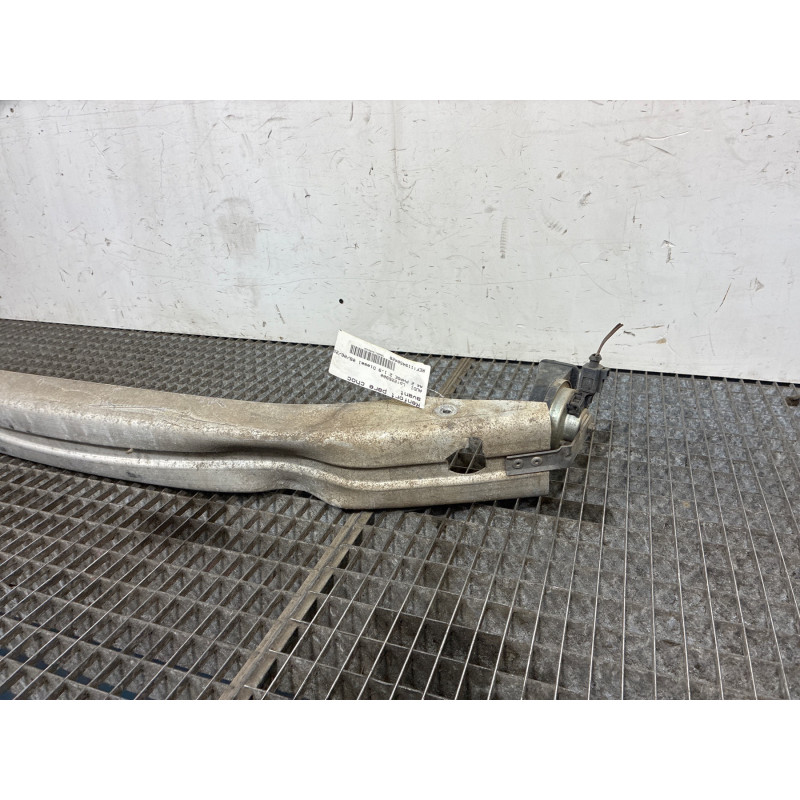 Renfort pare choc avant (traverse) AUDI A4 2 Photo n°2