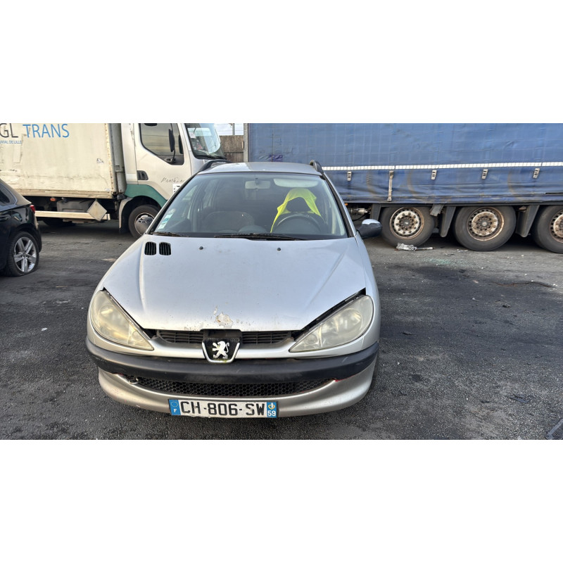 Feu arriere stop central PEUGEOT 206 Photo n°7