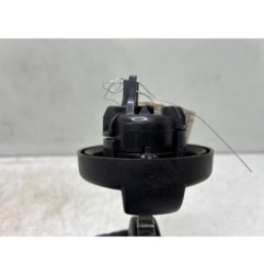 Bouchon de carburant PEUGEOT 2008 1
