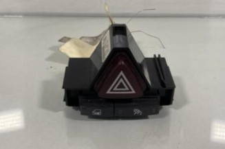 Bouton de warning OPEL CORSA D Photo n°1