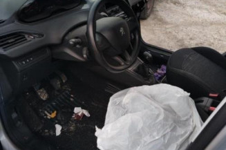Com (Bloc Contacteur Tournant+Commodo Essuie Glace+Commodo Phare) PEUGEOT 208 1
