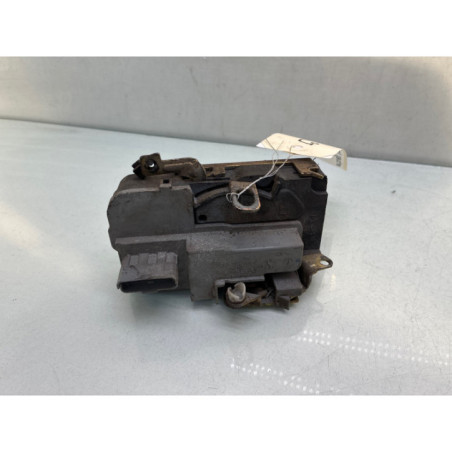 Serrure avant gauche PEUGEOT 306