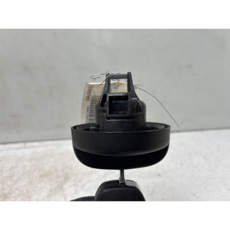 Bouchon de carburant PEUGEOT 2008 1 Photo n°1