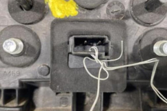 Bouton de coffre OPEL CORSA F