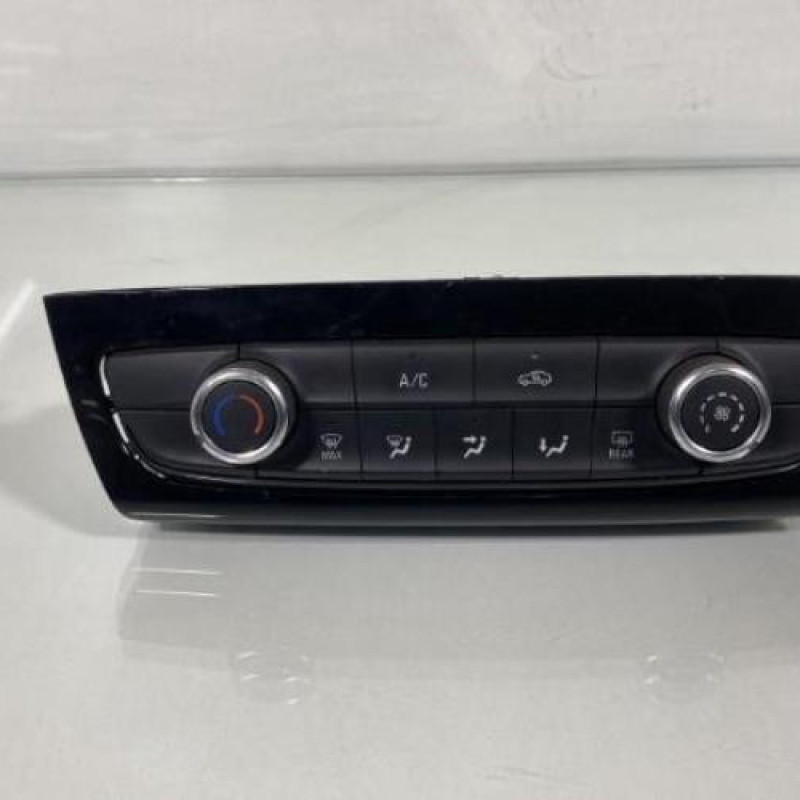 Commande chauffage OPEL CORSA F Photo n°1