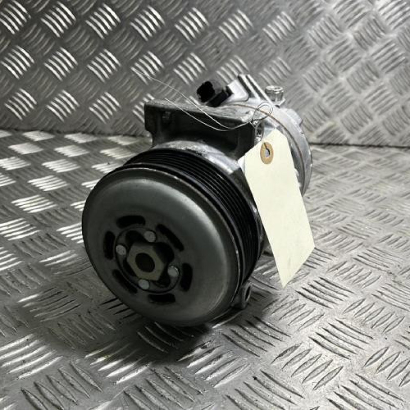 Compresseur clim OPEL CORSA F Photo n°2