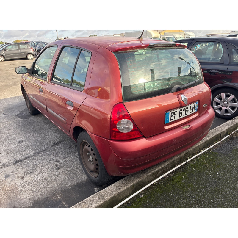 RENAULT CLIO 2 PHASE 2 1.2i - 16V Photo n°3