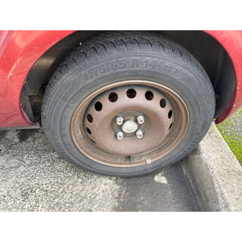 RENAULT CLIO 2 PHASE 2 1.2i - 16V Photo n°13