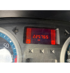 RENAULT CLIO 2 PHASE 2 1.2i - 16V