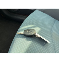 RENAULT CLIO 2 PHASE 2 1.2i - 16V