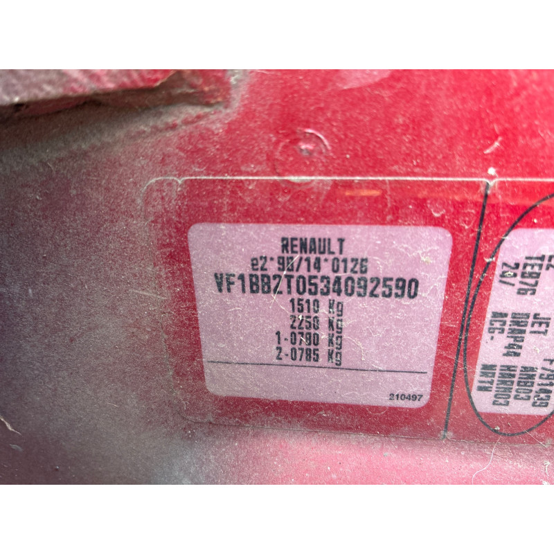 RENAULT CLIO 2 PHASE 2 1.2i - 16V Photo n°25