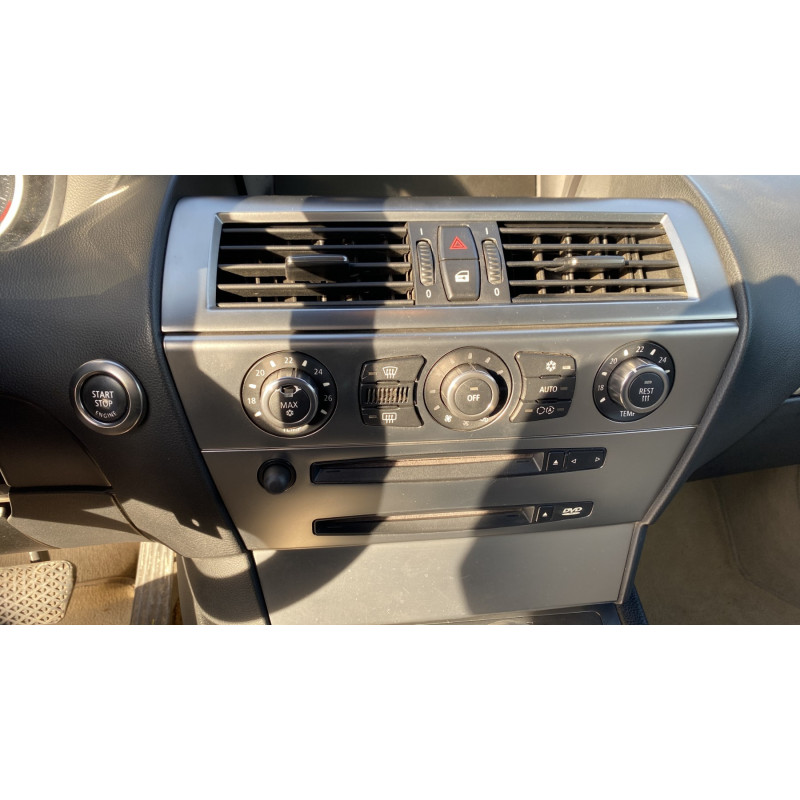 BMW SERIE 6 E64 CABRIO PHASE 1 630i 3.0i - 24V L6 Photo n°15