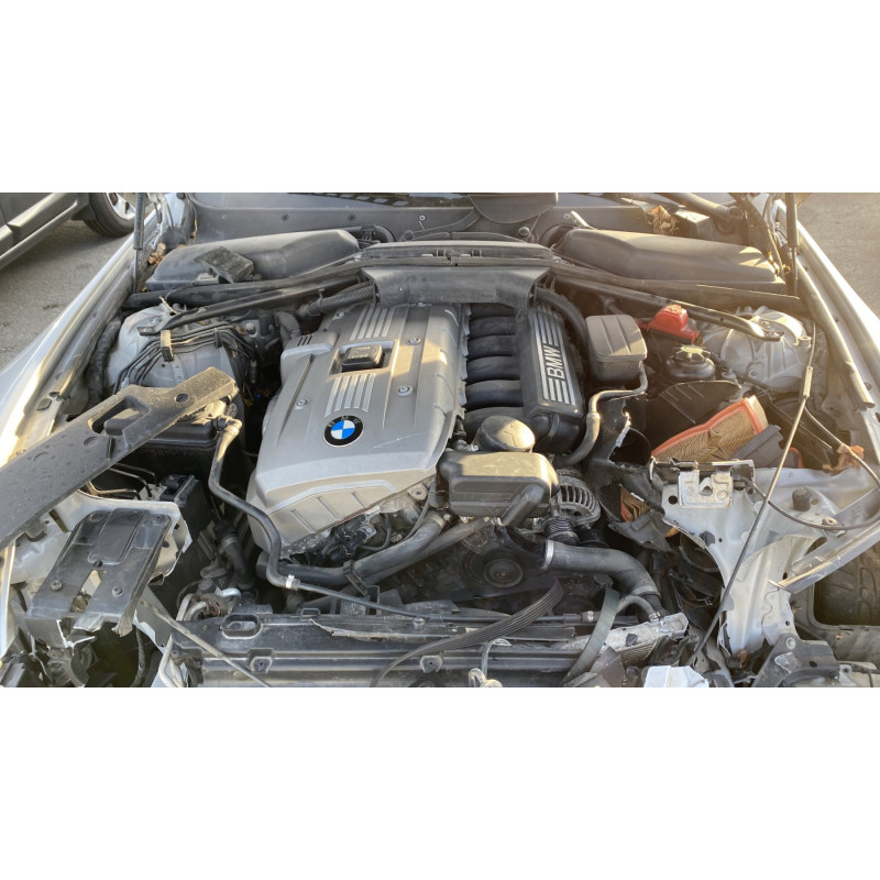BMW SERIE 6 E64 CABRIO PHASE 1 630i 3.0i - 24V L6 Photo n°22