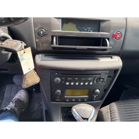 CITROEN C4 1 PHASE 1 1.6i - 16V Photo n°1