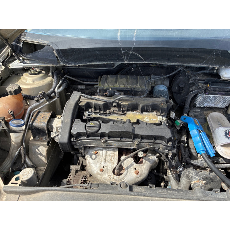CITROEN C4 1 PHASE 1 1.6i - 16V Photo n°6