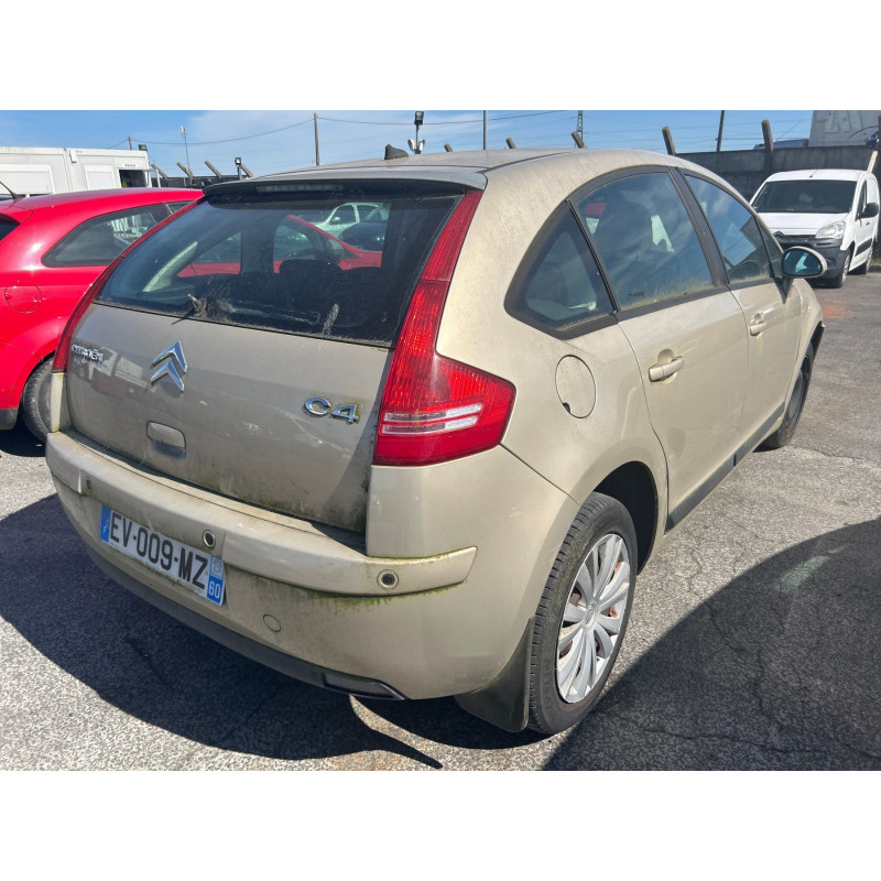 CITROEN C4 1 PHASE 1 1.6i - 16V Photo n°12