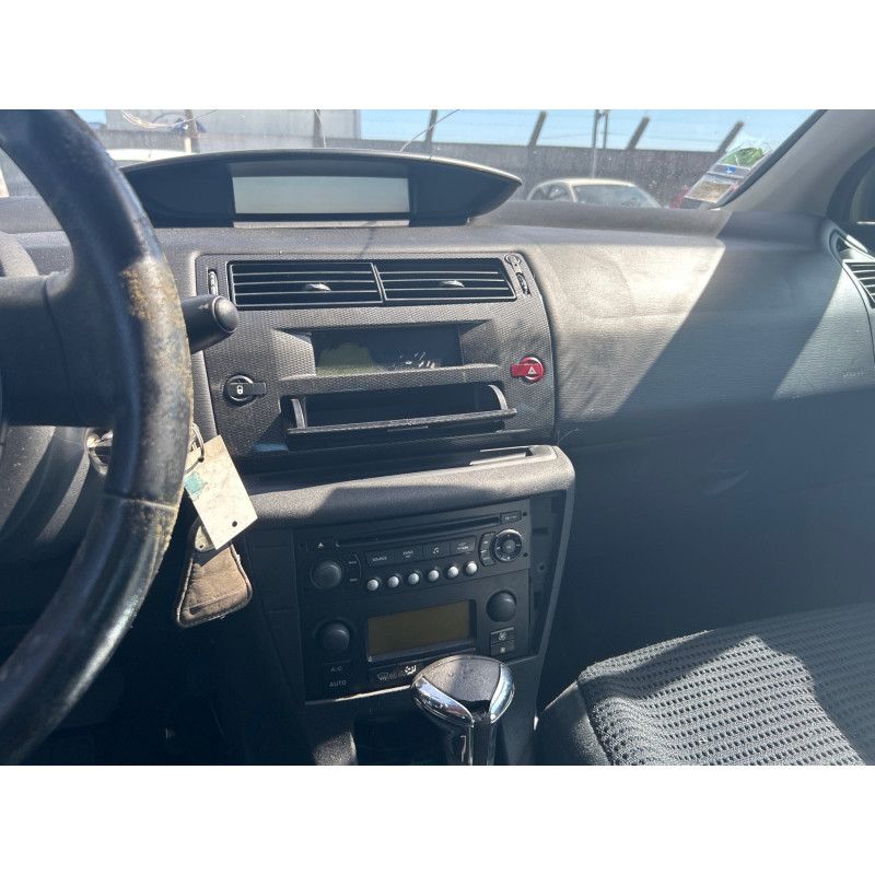 CITROEN C4 1 PHASE 1 1.6i - 16V Photo n°15