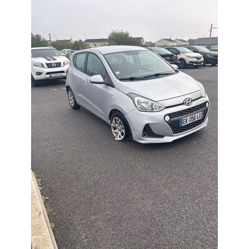 HYUNDAI I 10 2 PHASE 2 1.2i - 16V Photo n°5