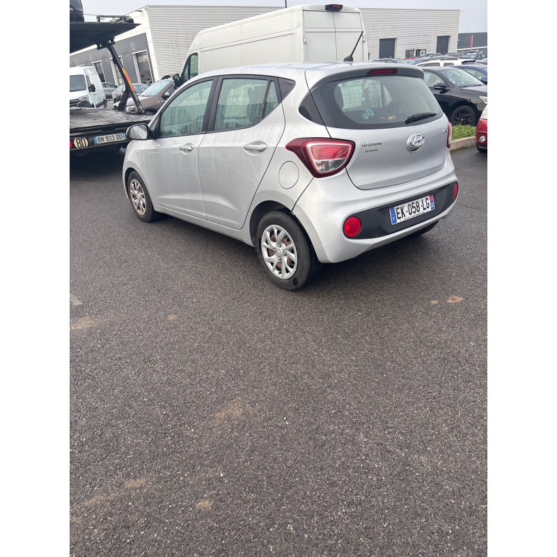 HYUNDAI I 10 2 PHASE 2 1.2i - 16V Photo n°11