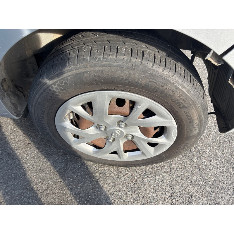 HYUNDAI I 10 2 PHASE 2 1.2i - 16V Photo n°14