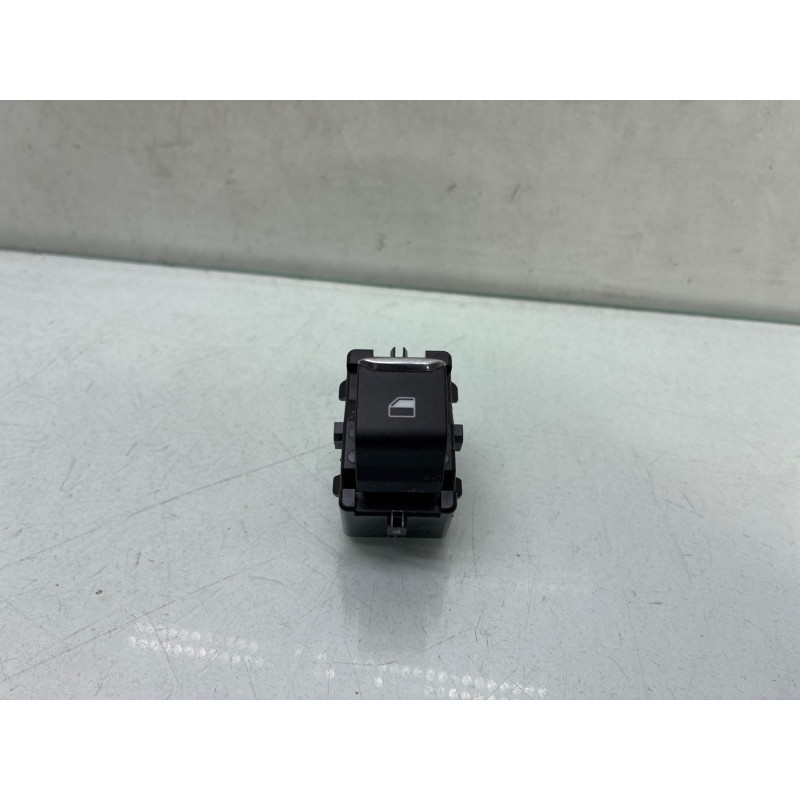 Interrupteur de leve vitre arriere droit FORD FOCUS 4 Photo n°2