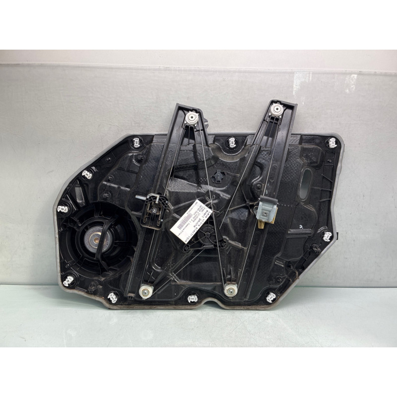 Leve vitre electrique avant gauche FORD FOCUS 4 Photo n°2