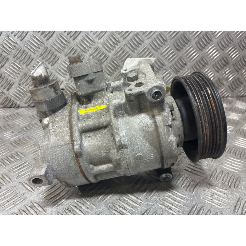 Compresseur clim VOLKSWAGEN PASSAT 7 Photo n°3