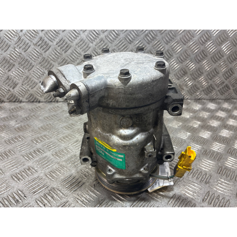 Compresseur clim CITROEN XSARA Photo n°3