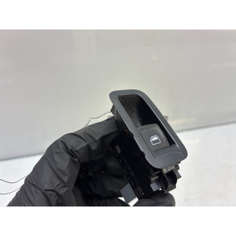 Interrupteur de leve vitre avant droit VOLKSWAGEN POLO 5 Photo n°4