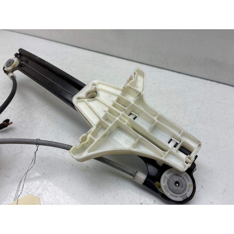 Leve vitre electrique arriere gauche VOLKSWAGEN POLO 5 Photo n°3