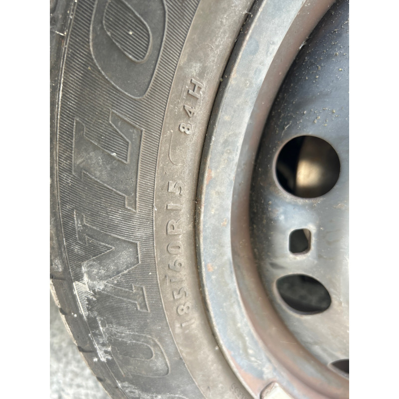 Attache ceinture arriere droit RENAULT CLIO 3 Photo n°8