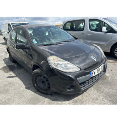 Attache ceinture arriere droit RENAULT CLIO 3