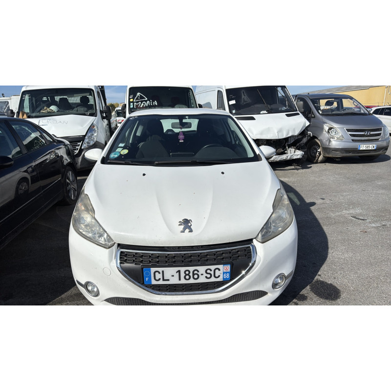 Custode avant gauche (porte) PEUGEOT 208 1 Photo n°20