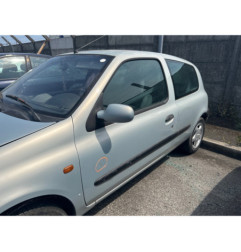 Custode arriere droit RENAULT CLIO 2