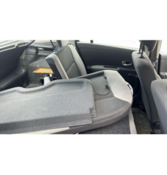 Attache ceinture arriere droit RENAULT CLIO 3
