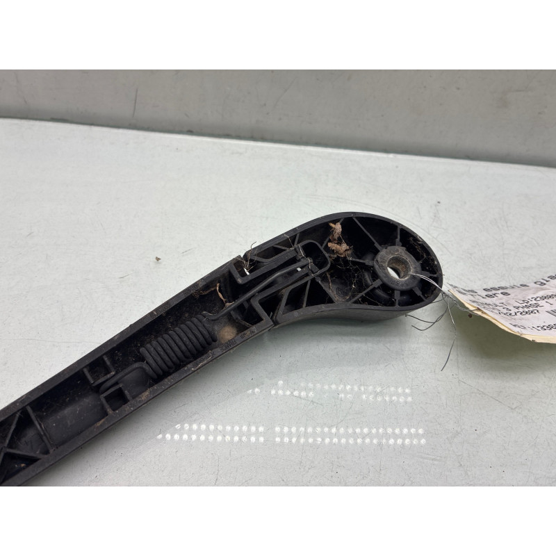 Bras essuie glace arriere RENAULT CLIO 3 Photo n°4