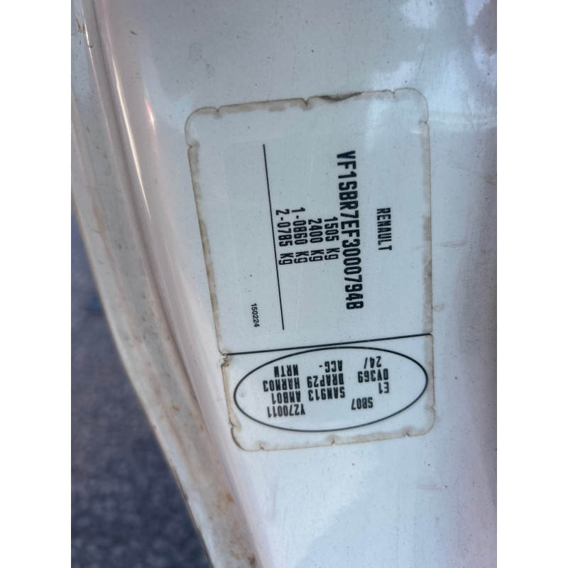 Leve vitre electrique avant gauche RENAULT CLIO 2 Photo n°17