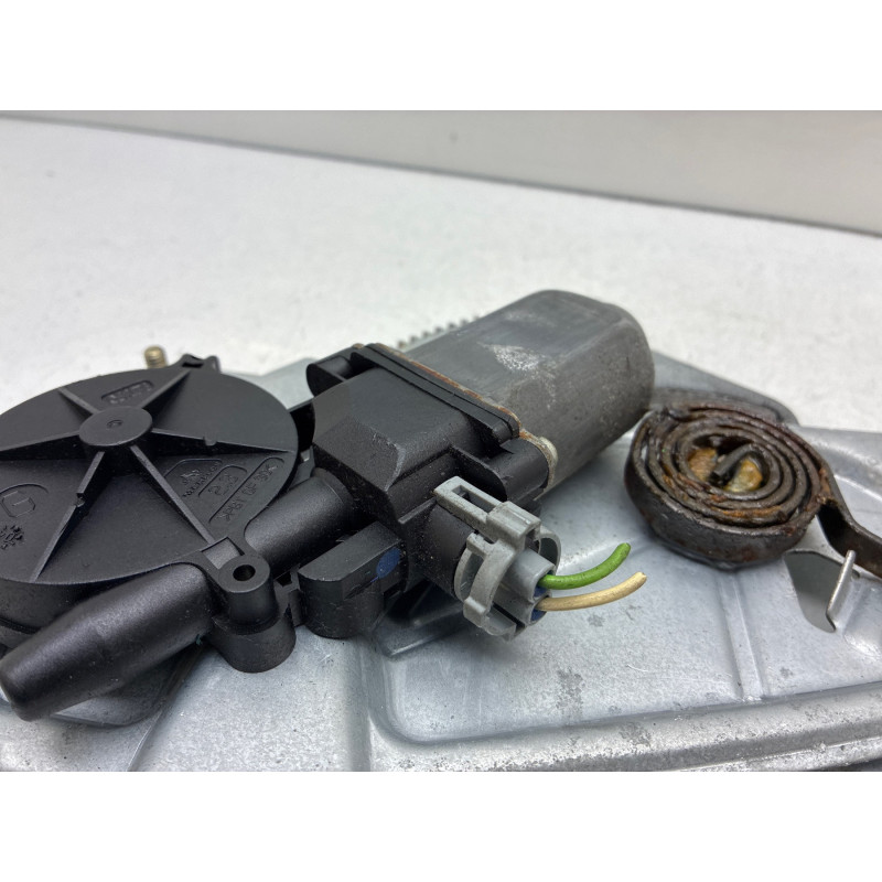 Leve vitre electrique avant gauche RENAULT TWINGO 1 Photo n°3