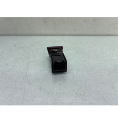 Bouton de warning FORD FOCUS 4 Photo n°1