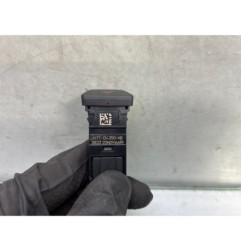 Bouton de warning FORD FOCUS 4