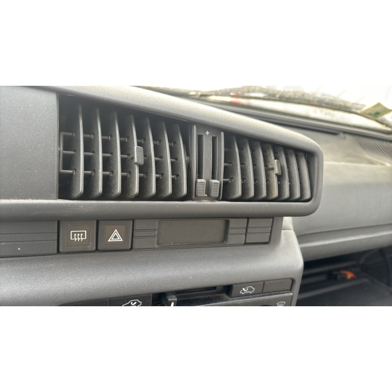 Commande chauffage PEUGEOT 405 Photo n°19