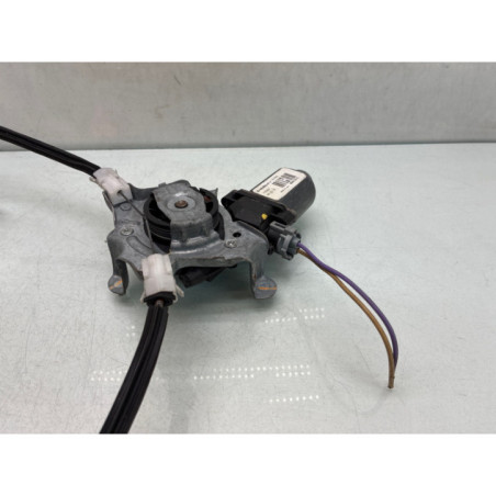 Leve vitre electrique avant droit RENAULT CLIO 2 Photo n°1
