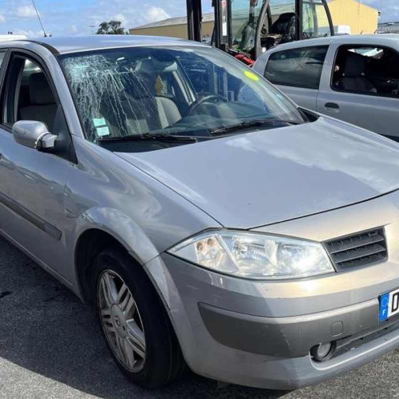 Compresseur clim RENAULT MEGANE 2 Photo n°8