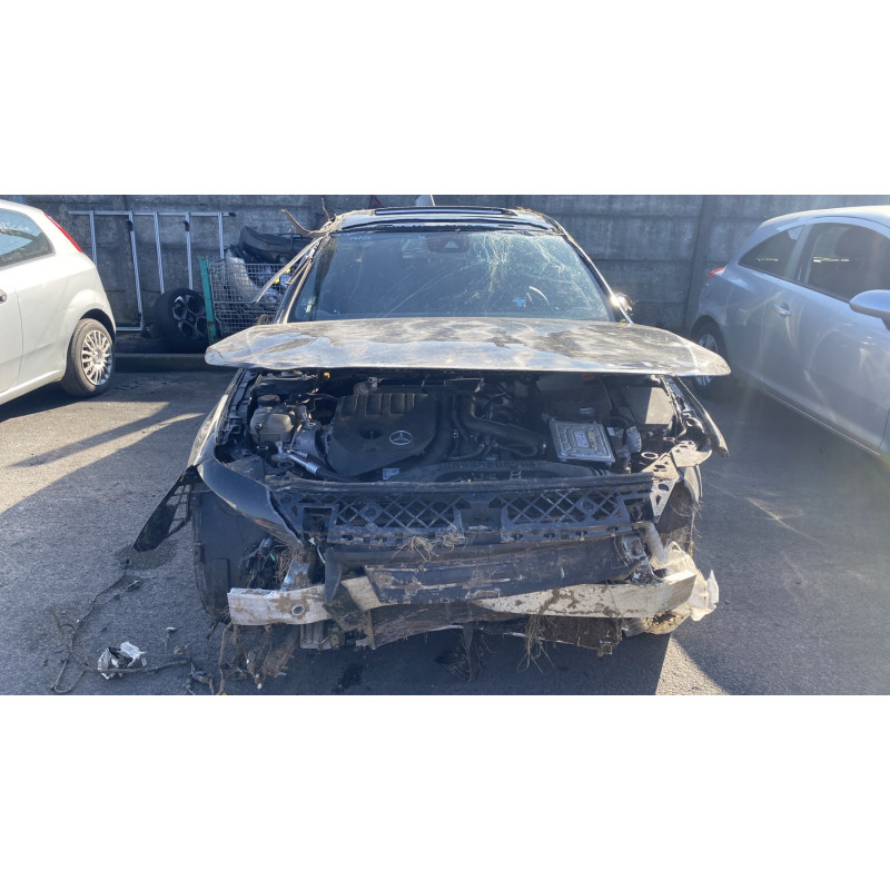 MERCEDES CLASSE A 177 PHASE 2 200 1.3i - 16V TURBO HYBRID Photo n°8