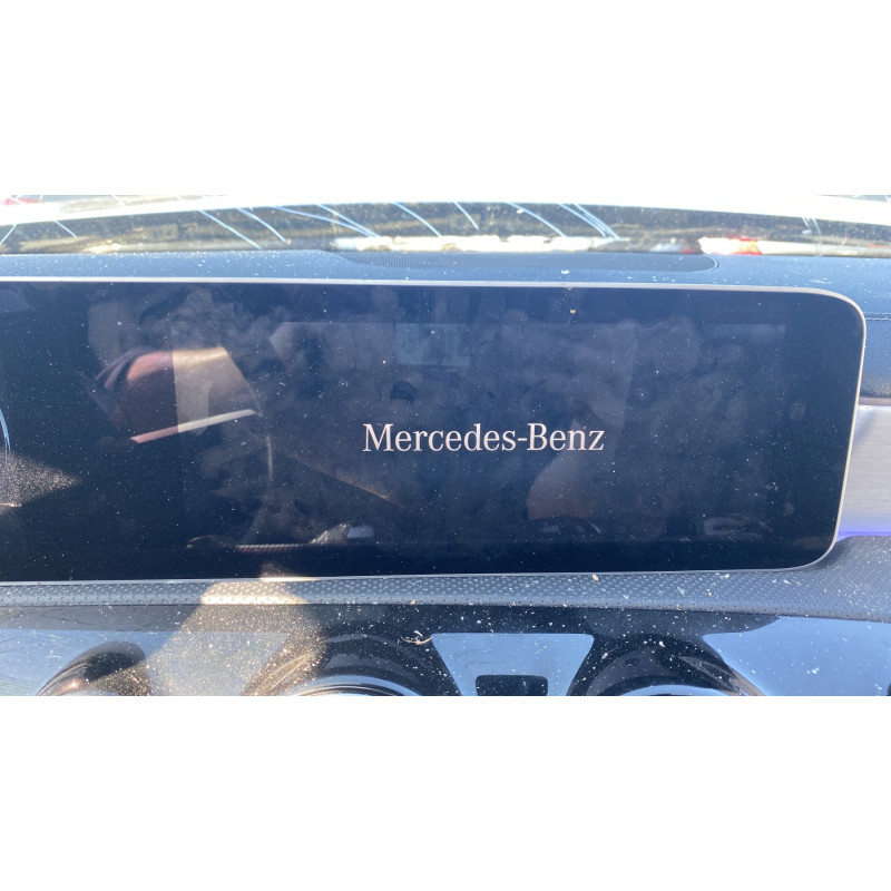 MERCEDES CLASSE A 177 PHASE 2 200 1.3i - 16V TURBO HYBRID Photo n°18