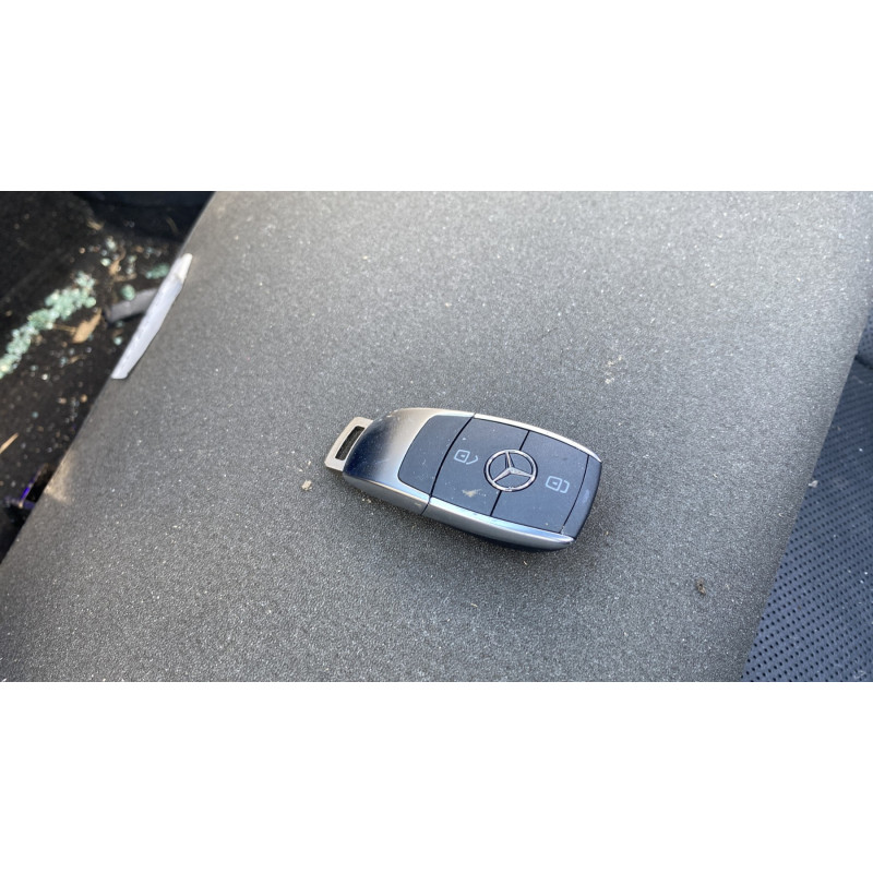 MERCEDES CLASSE A 177 PHASE 2 200 1.3i - 16V TURBO HYBRID Photo n°21