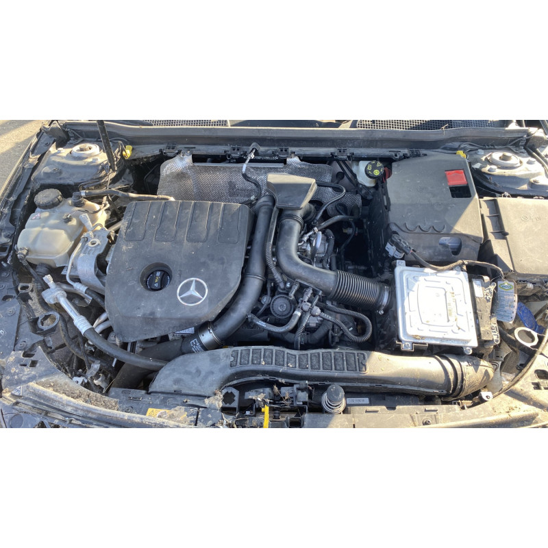 MERCEDES CLASSE A 177 PHASE 2 200 1.3i - 16V TURBO HYBRID Photo n°23