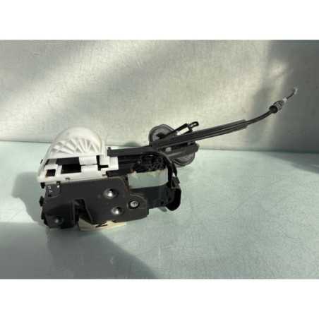 Serrure avant gauche FORD FOCUS 4