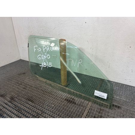 Vitre avant droit RENAULT CLIO 2