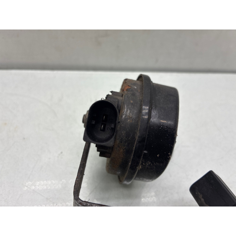 Avertisseur/Klaxon AUDI A3 2 Photo n°4